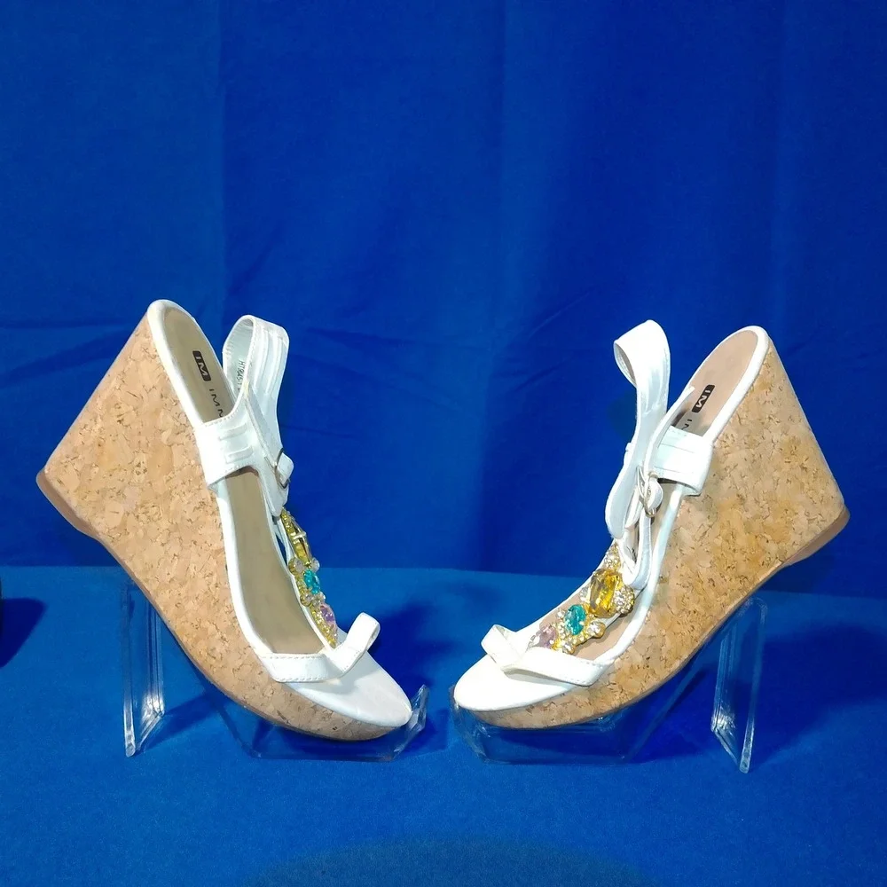 White Faux Leather Beaded Cork Wedge Sandals Gemstone T-Strap Size 7.5M